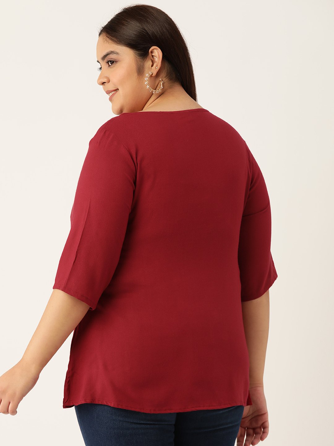 Women's Plus Size Maroon Solid Color Neck Tie-Up Detail Woven Top