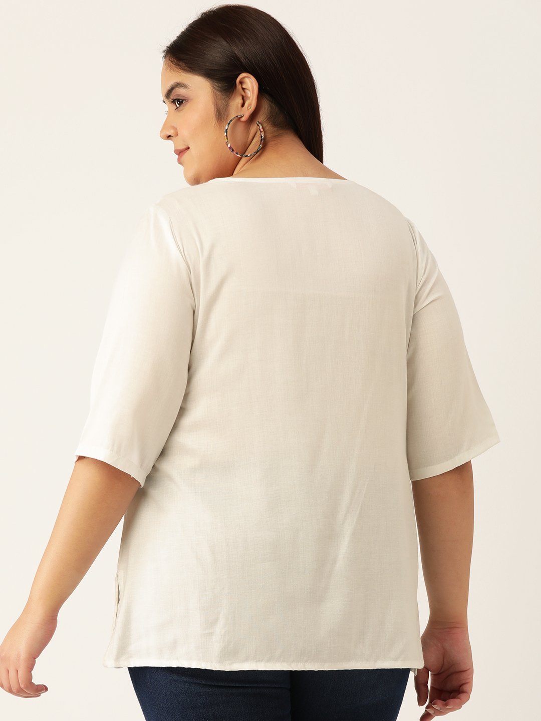 Women's Plus Size White Solid Color Neck Tie-Up Detail Woven Top