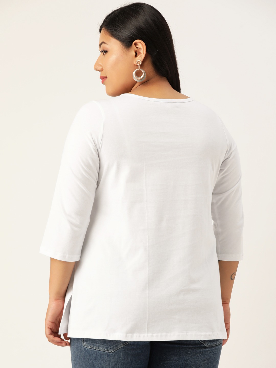 Women's Plus SizeWhite Solid Cut-Out Round Neck Cotton Top