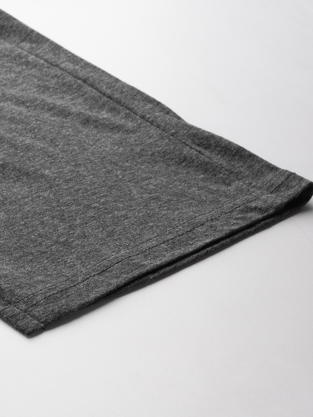 Women's Plus Size Dark Grey Solid Color Regular Fit Capris