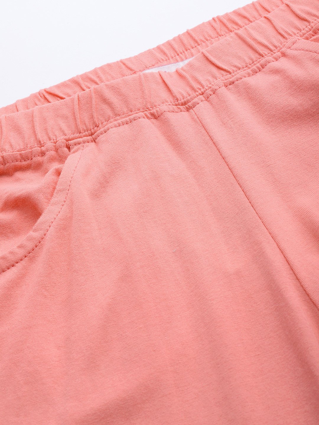 Women's Plus Size Dark Peach Solid Color Regular Fit Capris