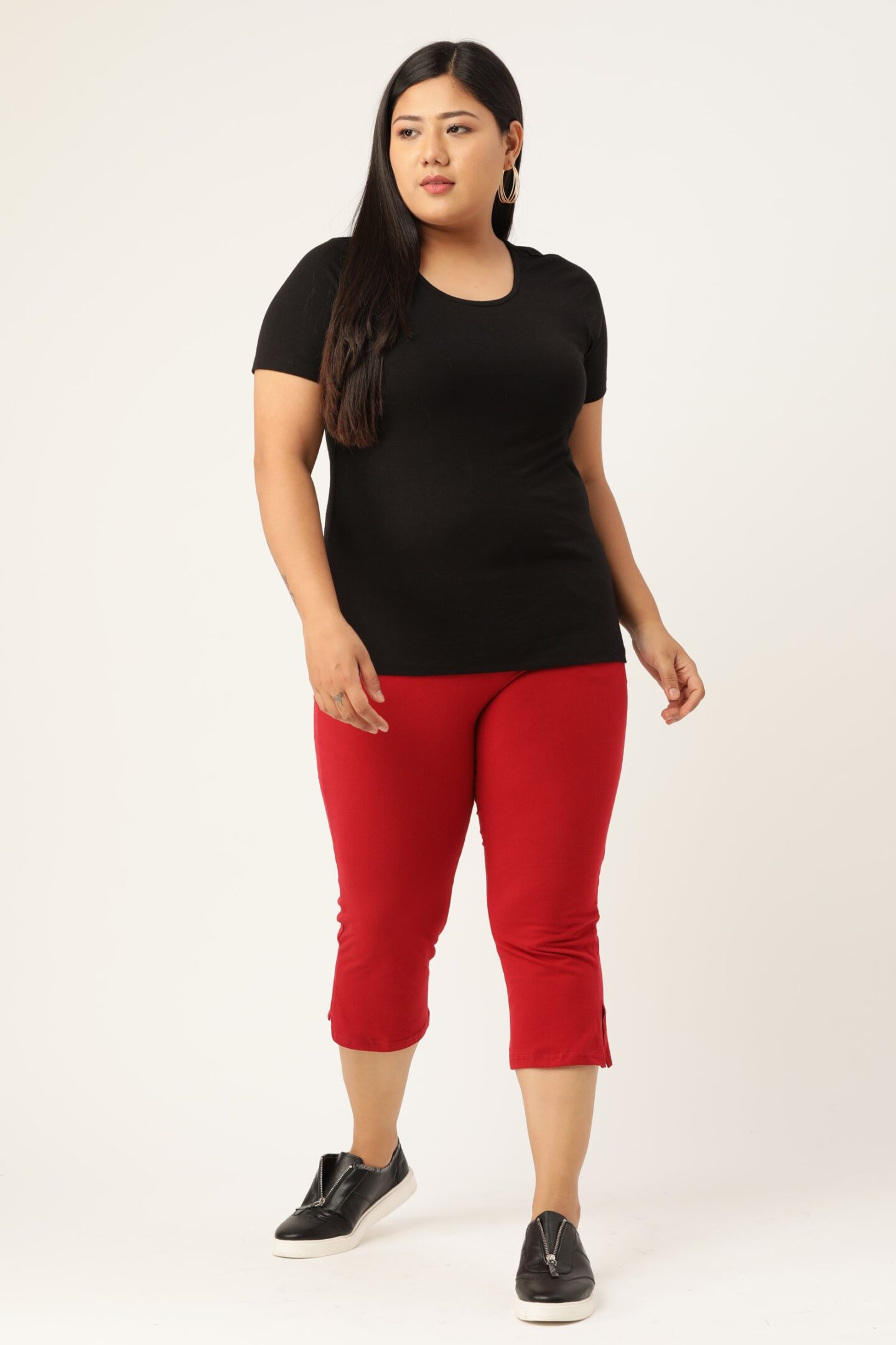 Women's Plus Size Maroon Solid Color Regular Fit Capris