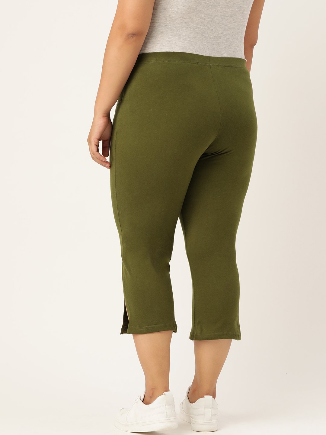 Women's Plus Size Olive Green Solid Color Regular Fit Capris