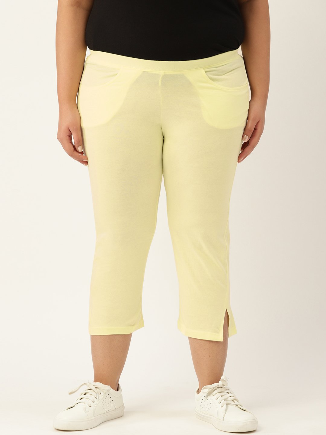 Women's Plus Size Pale Yellow Solid Color Regular Fit Capris