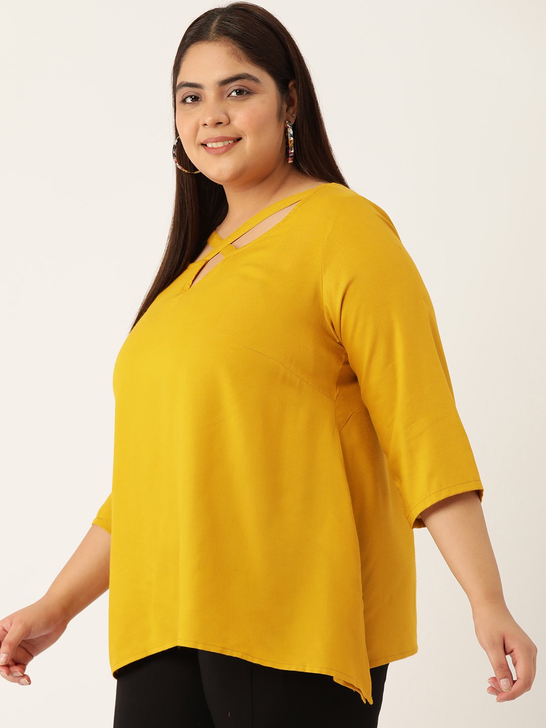 Women's Plus Size Mustard Solid Color neck Cut Out Detail Woven Top