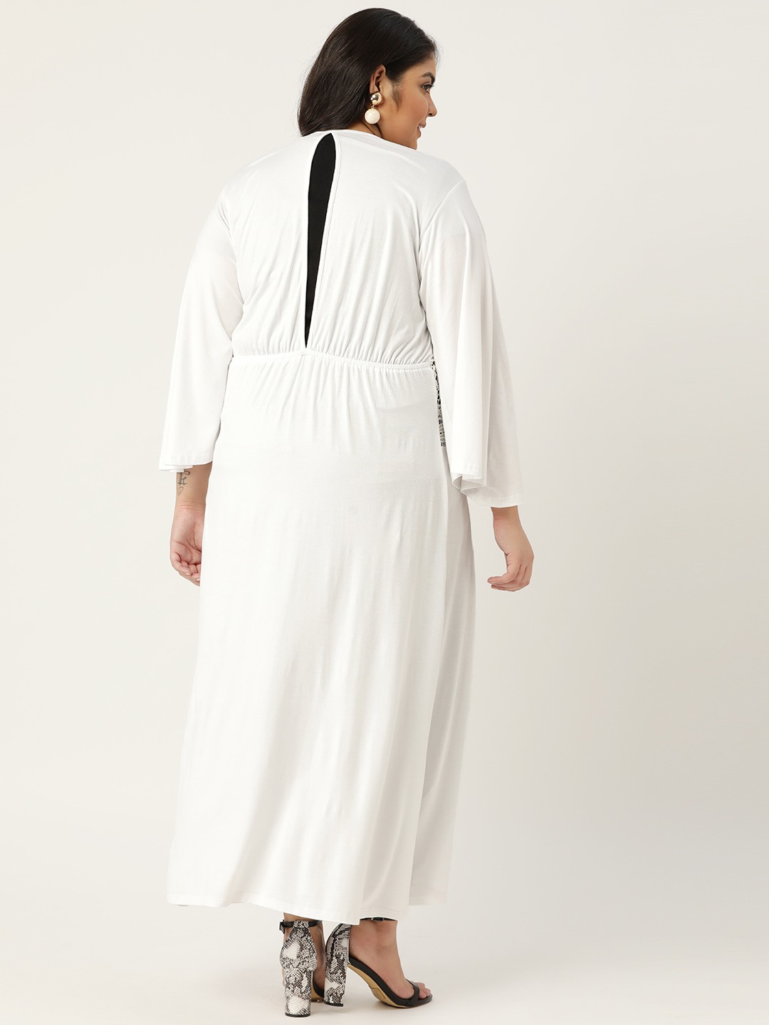 Women's Plus Size White Solid Color Longline Tie-Up Shrug