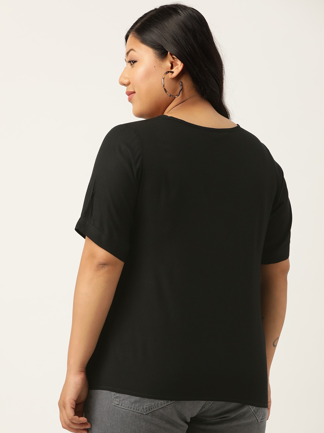 Women's Plus Size Black Solid V-Neck Top With Tie-Up Detail