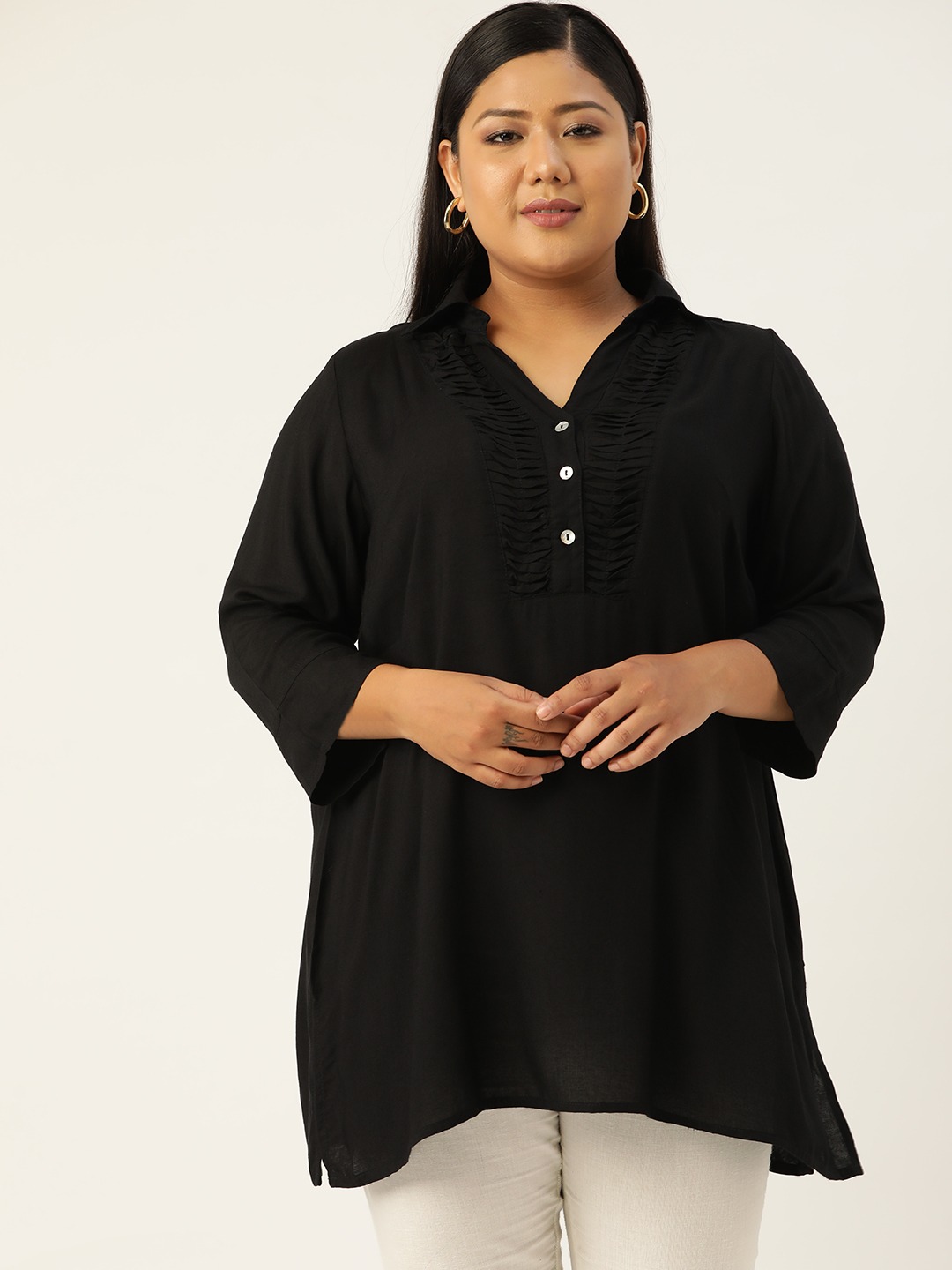 Women's Plus SizeBlack Solid Color Shirt Collar Tunic