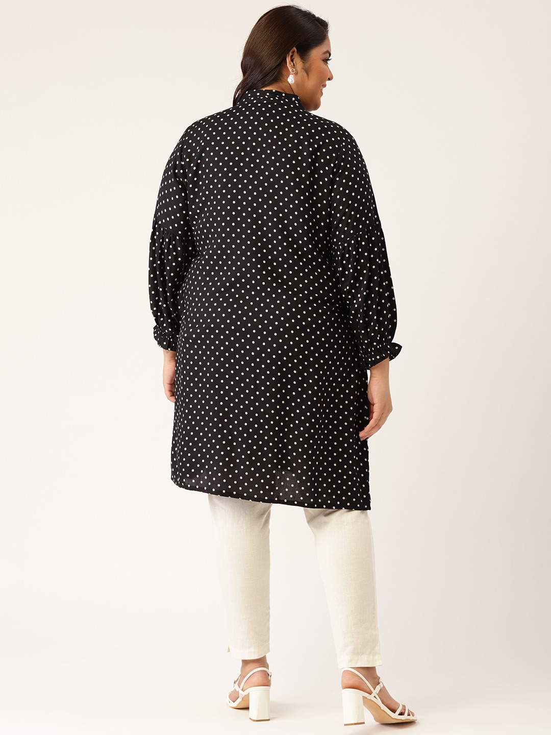 Women's Plus Size Black & White Polka Dot Printed Notch Neck Tunic
