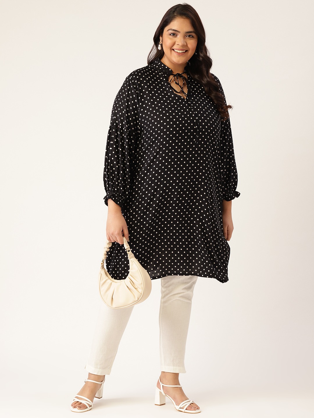 Women's Plus Size Black & White Polka Dot Printed Notch Neck Tunic