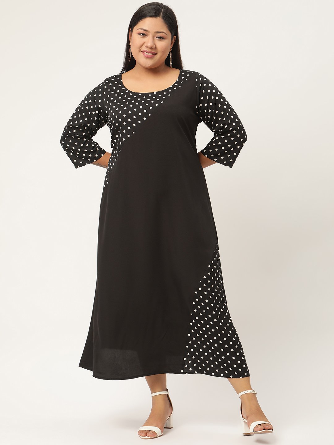 Women's Plus SizeBlack & White Polka Dot Printed Crepe A-Line Midi Dress