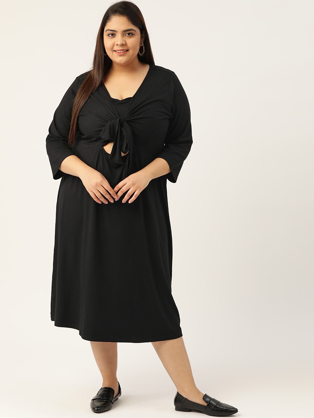 Women's Plus SizeBlack Solid Color A-Line Midi Dress