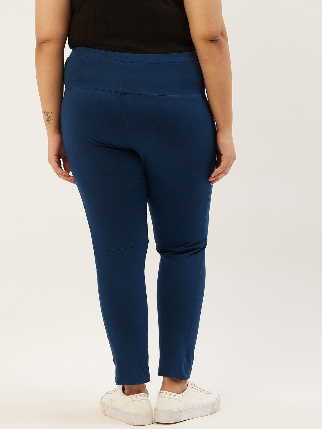 Women's Plus Size Ink Blue Solid Color Relaxed High-Rise Trousers