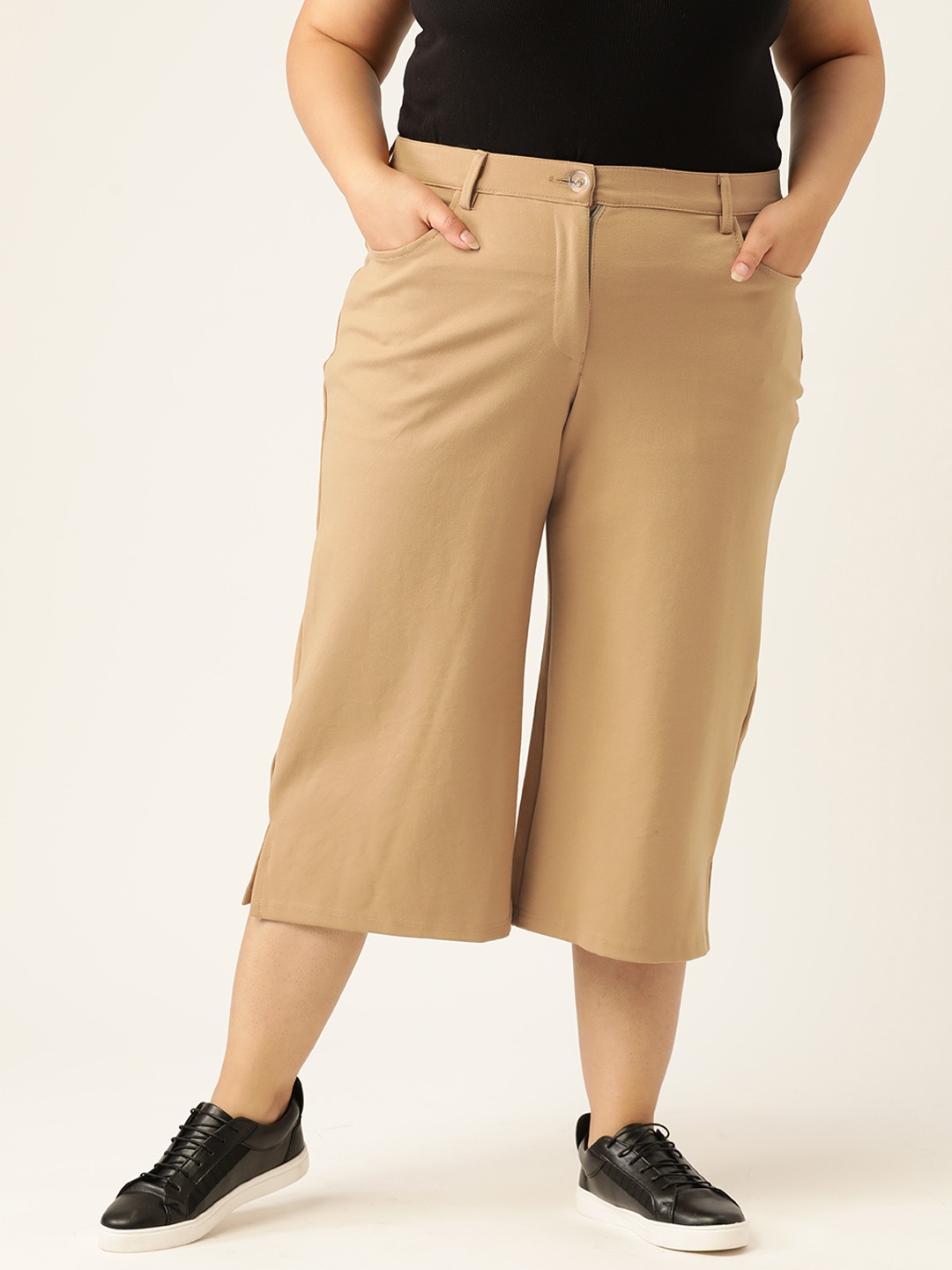 Women's Plus Size Beige Solid Color Elasticated Flared Capri