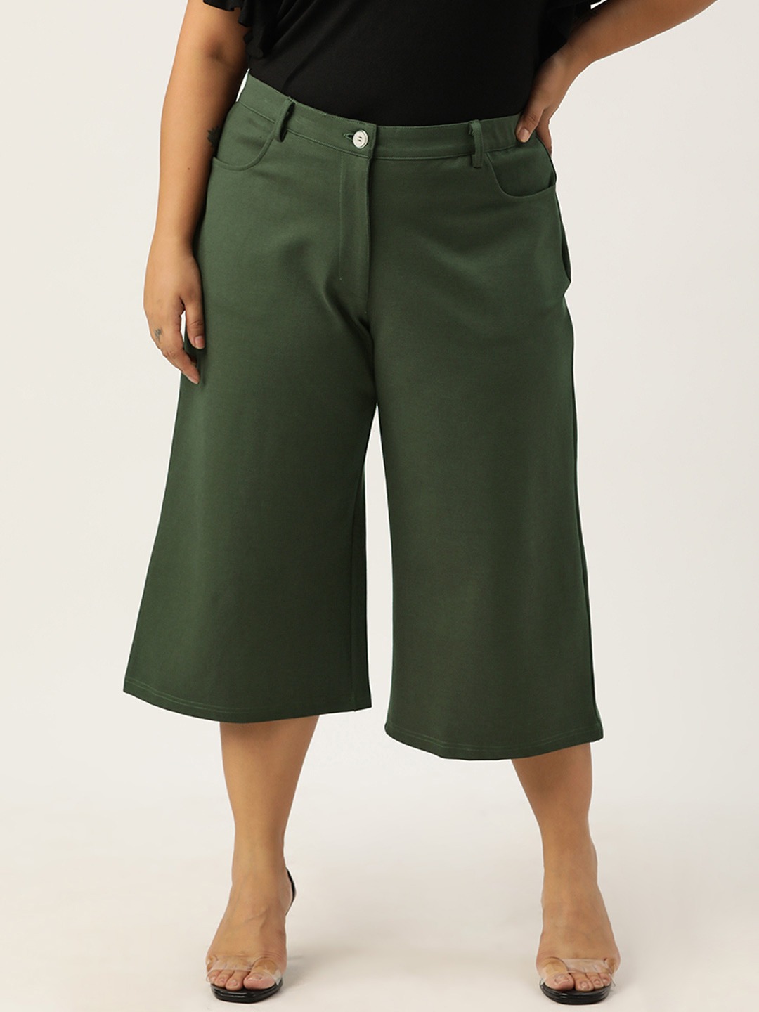 Women's Plus Size Olive Solid Color Elasticated Flared Capri