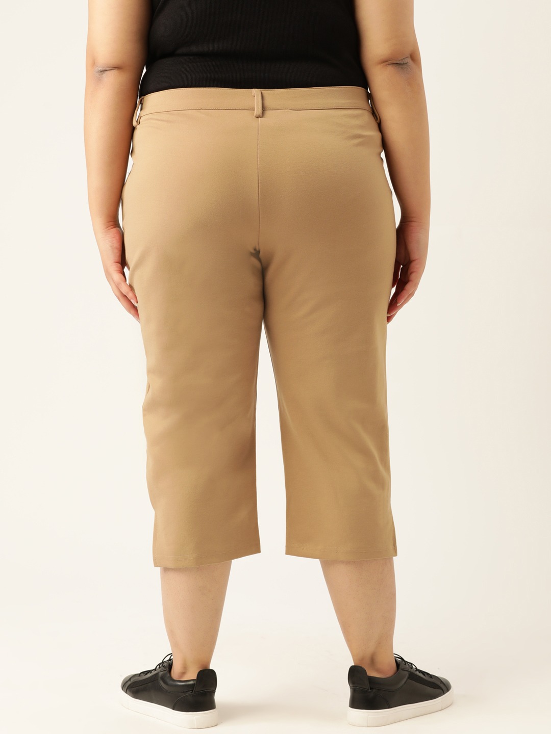 Women's Plus Size Beige Color Straight Fit Capri