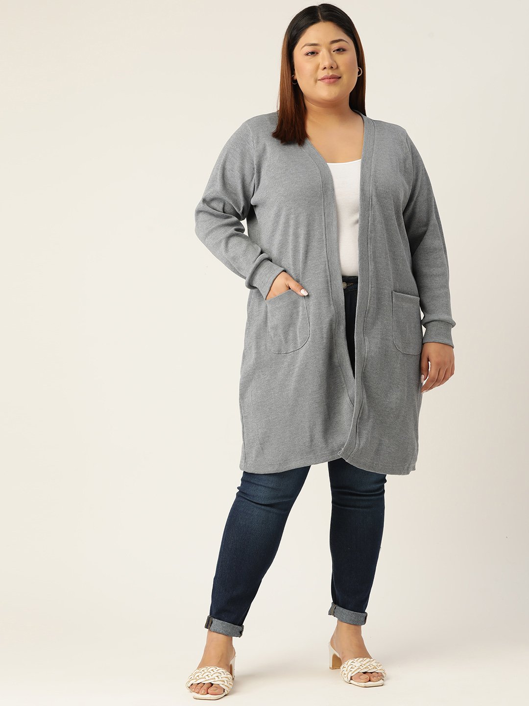 Women's Plus Size Charcoal Grey Solid Color Open Front Shrug