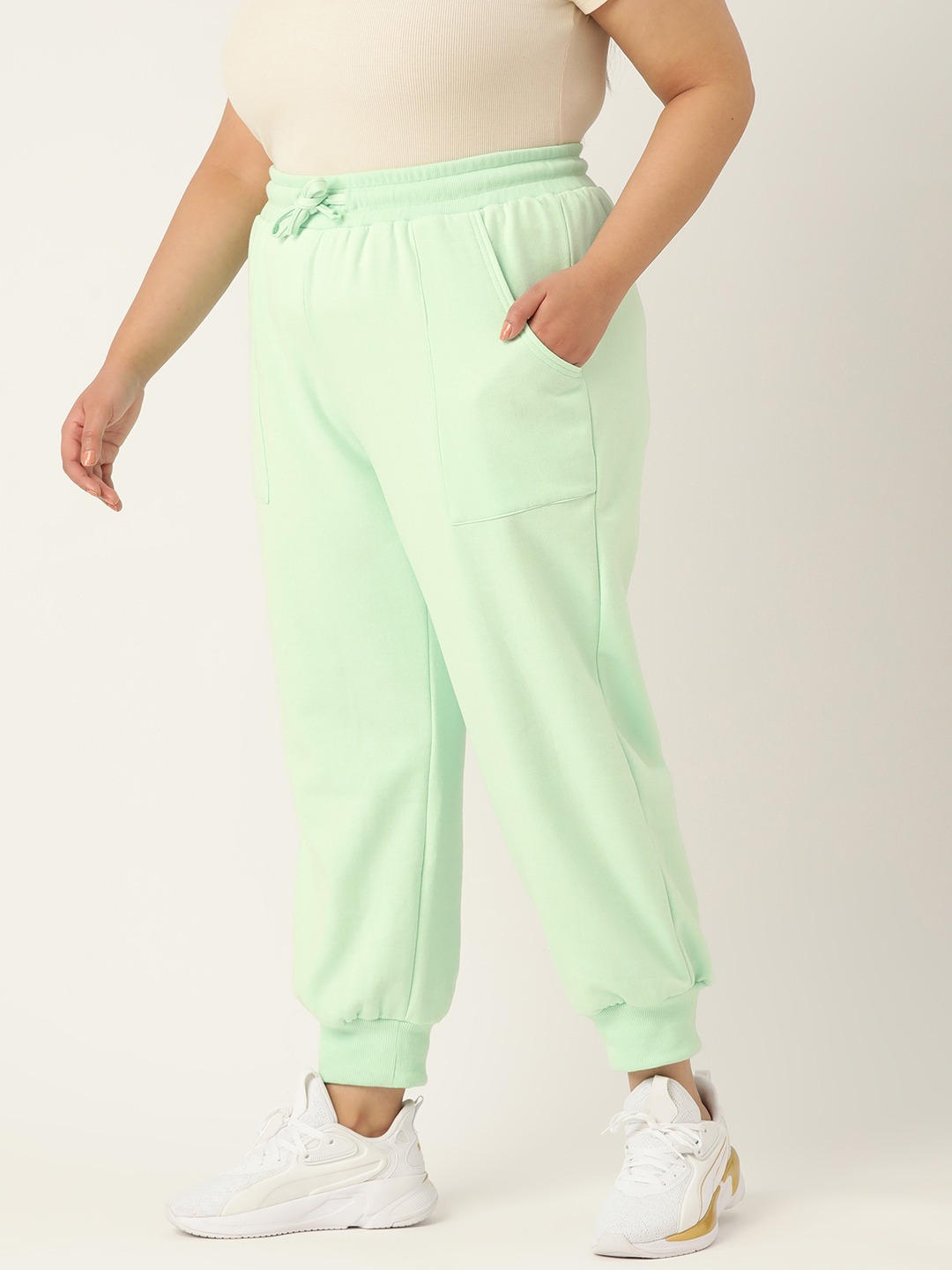 Women's Plus Size Sea Green Solid Color Tapered Winter Jogger