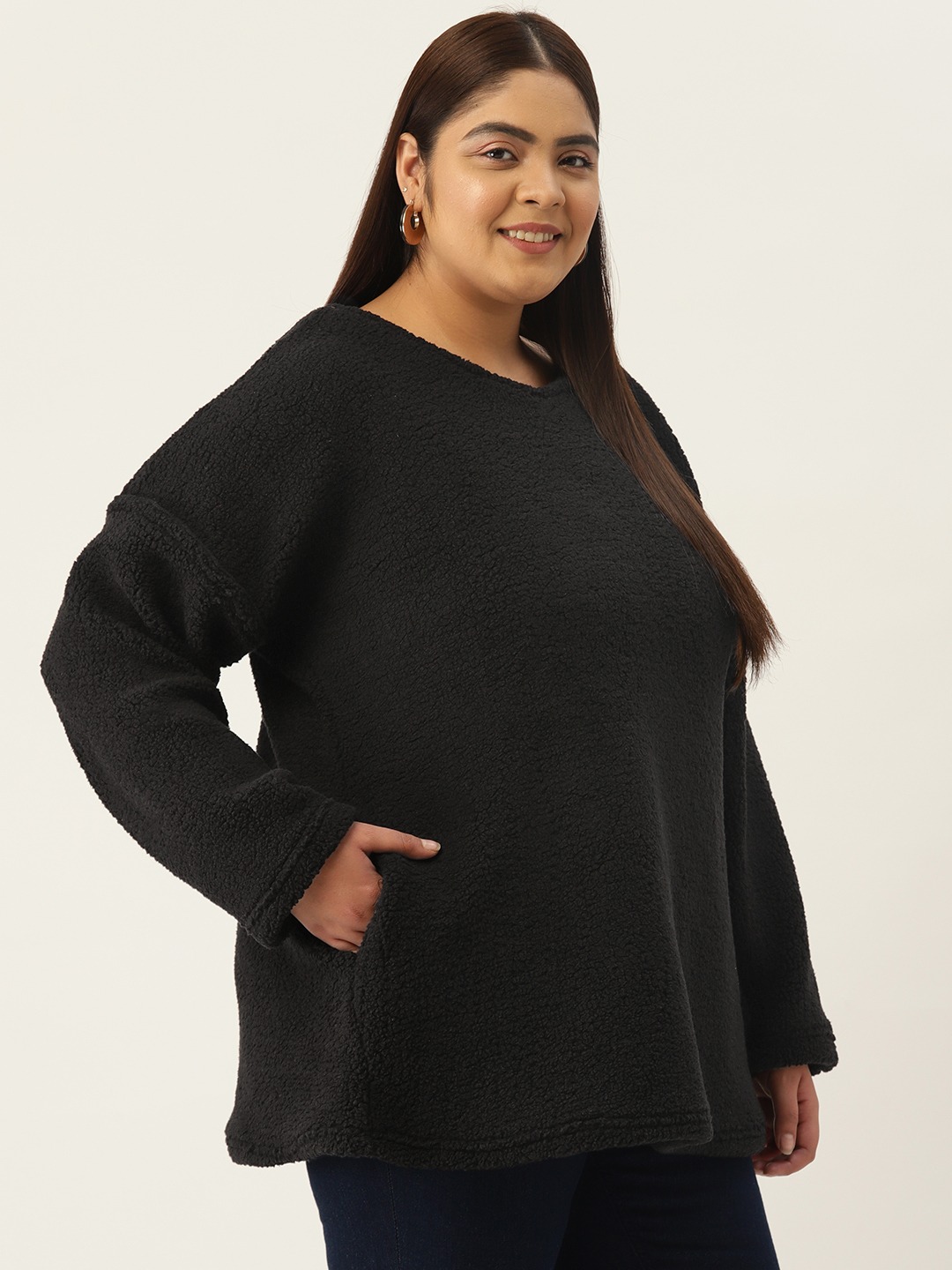 Women's Plus Size Black Solid Color Fur Winter Sweatshirt