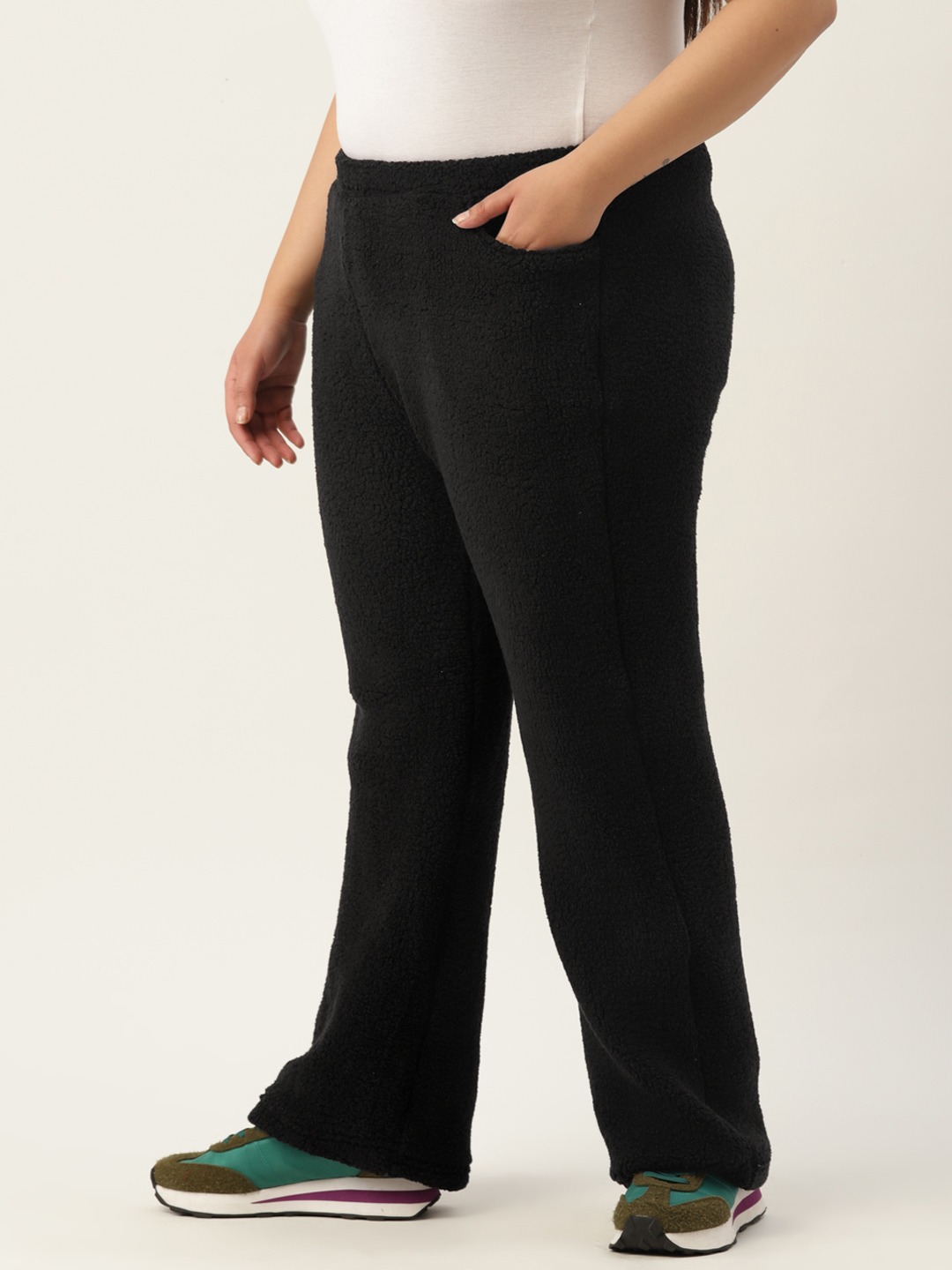 Women's Plus Size Black Solid Color Fur Winter Trouser