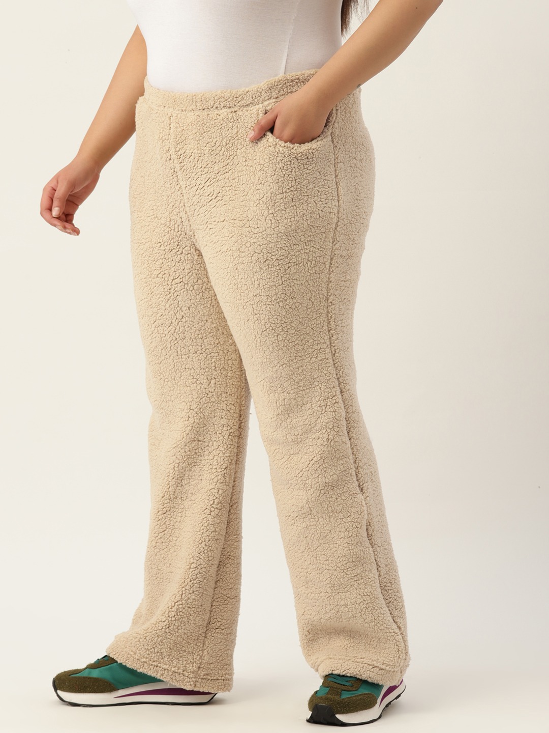 Women's Plus Size Off White Solid Color Fur Winter Trouser