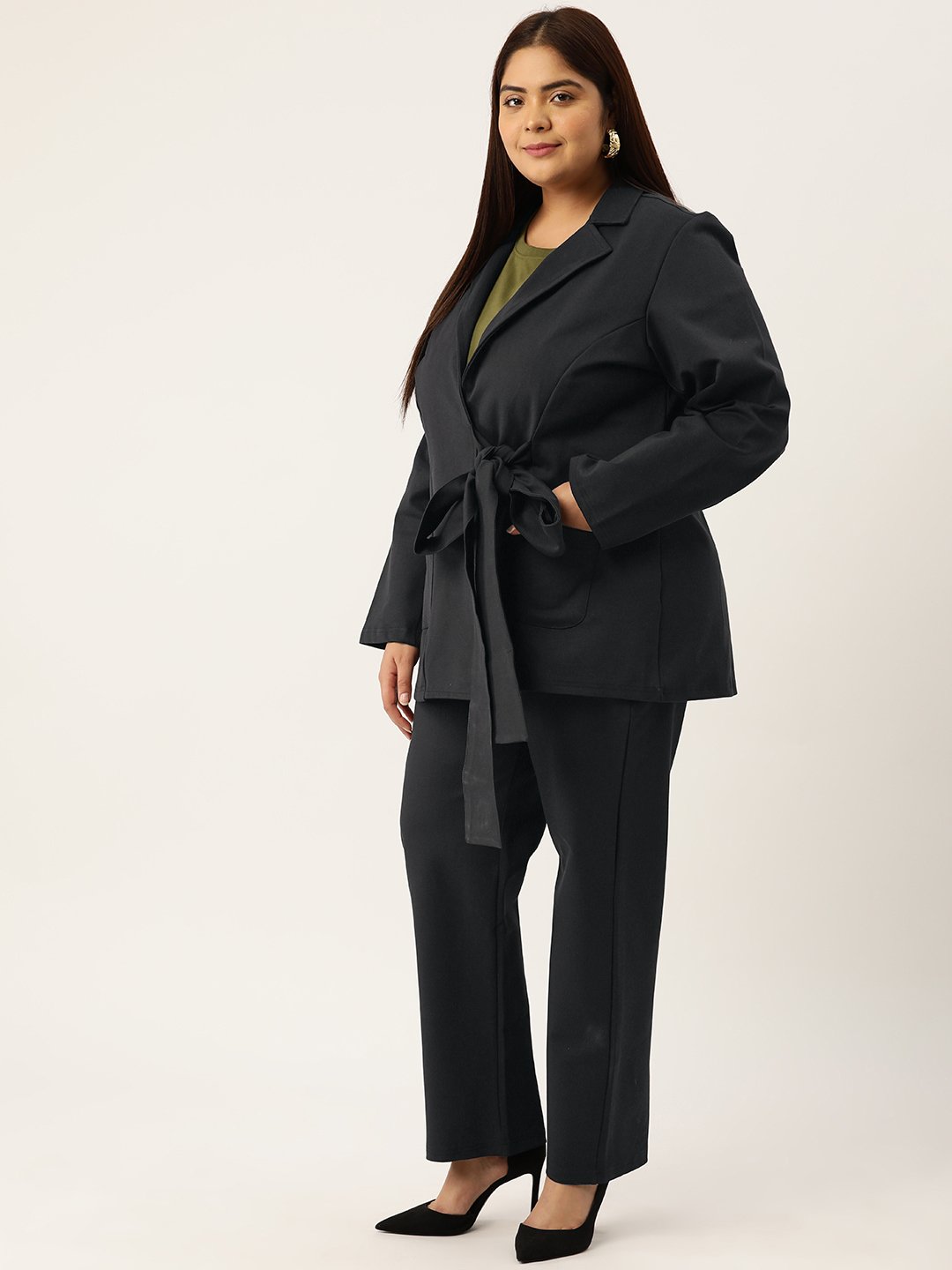Women's Plus Size Dark Grey Solid Color Shrug With Trouser