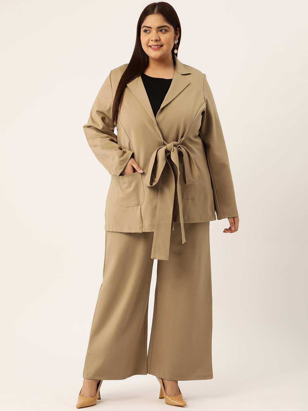 Women's Plus Size Beige Solid Color Shrug With Flared Trouser