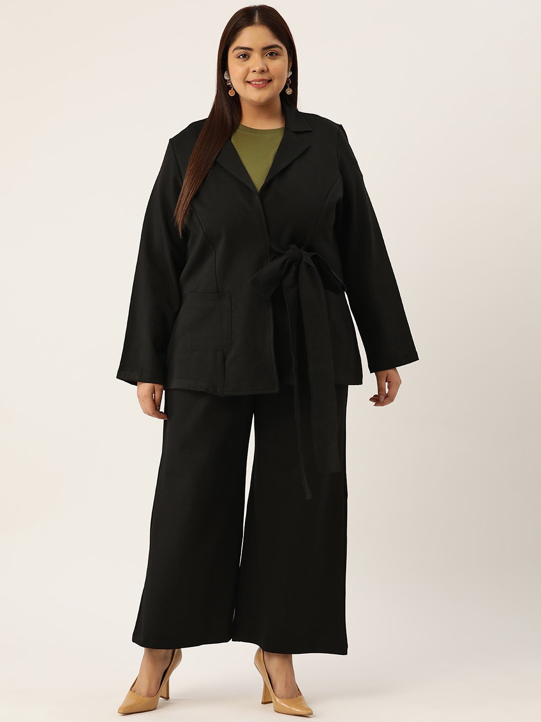 Women's Plus Size Black Solid Color Shrug With Flared Trouser