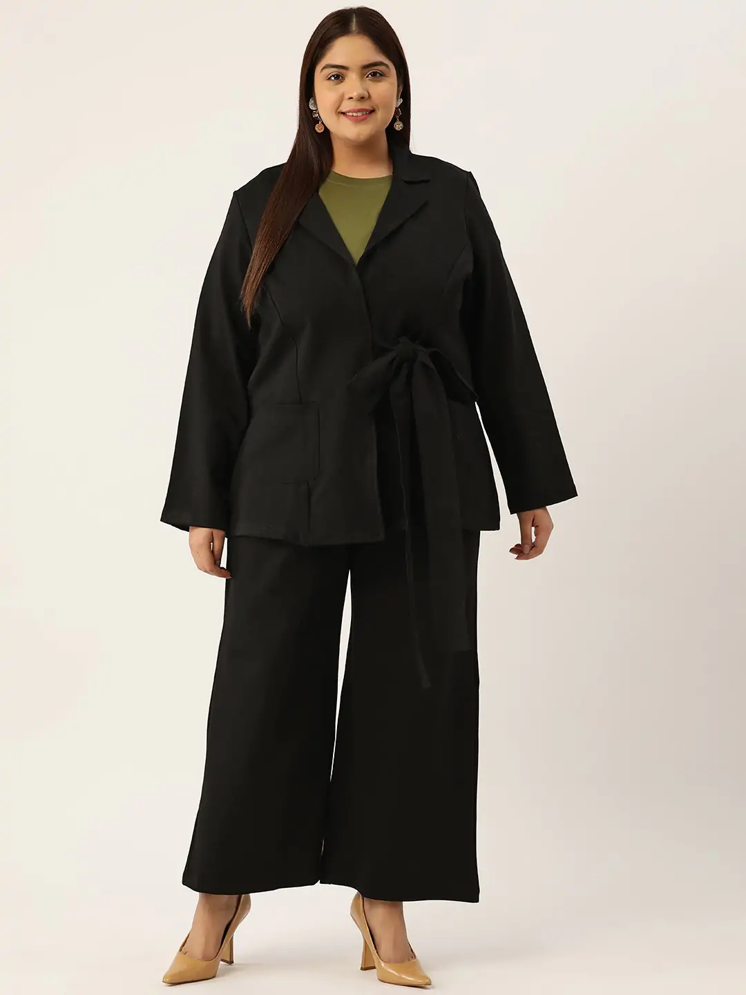 Women's Plus Size Black Solid Color Shrug With Flared Trouser