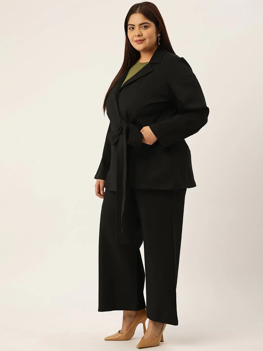 Women's Plus Size Black Solid Color Shrug With Flared Trouser