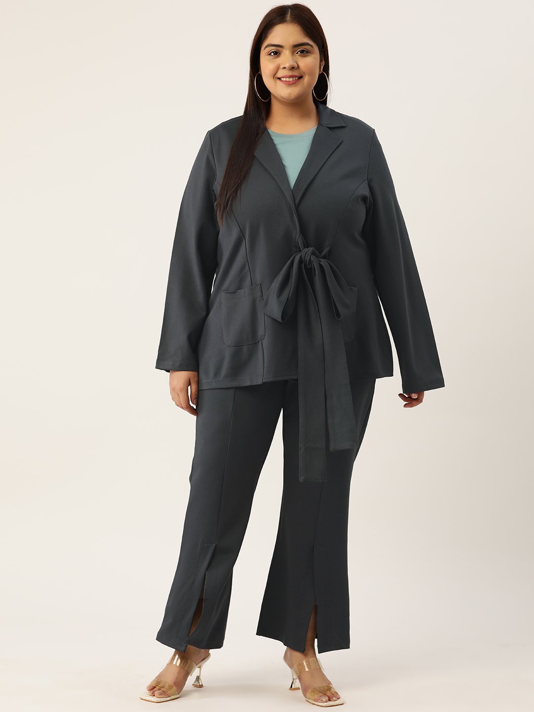 Women's Plus Size Dark Grey Solid Color Shrug With Pleated Trouser