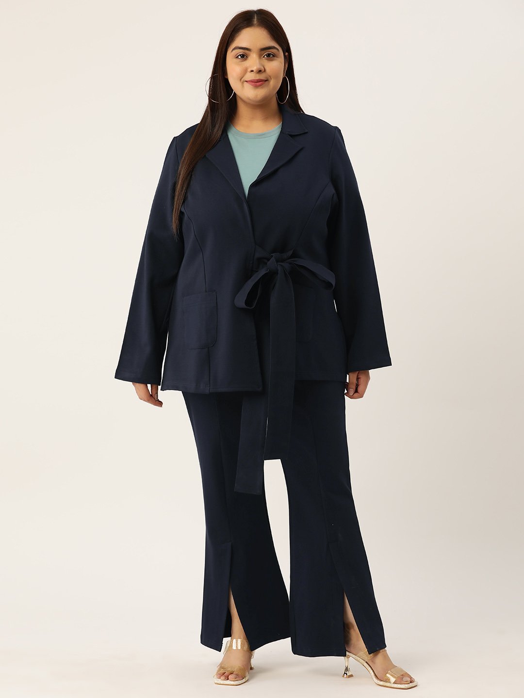 Women's Plus Size Navy Blue Solid Color Shrug With Pleated Trouser