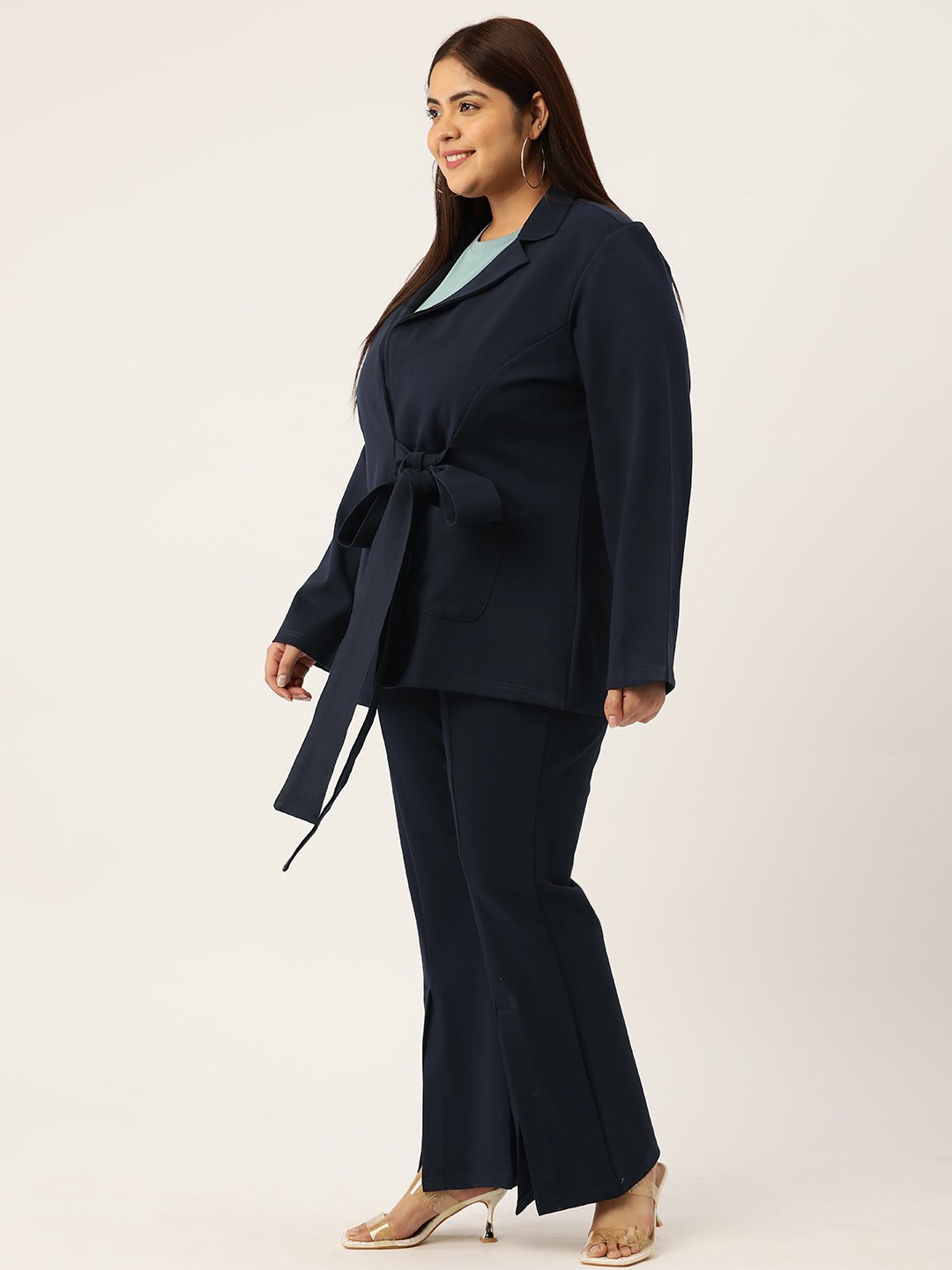 Women's Plus Size Navy Blue Solid Color Shrug With Pleated Trouser