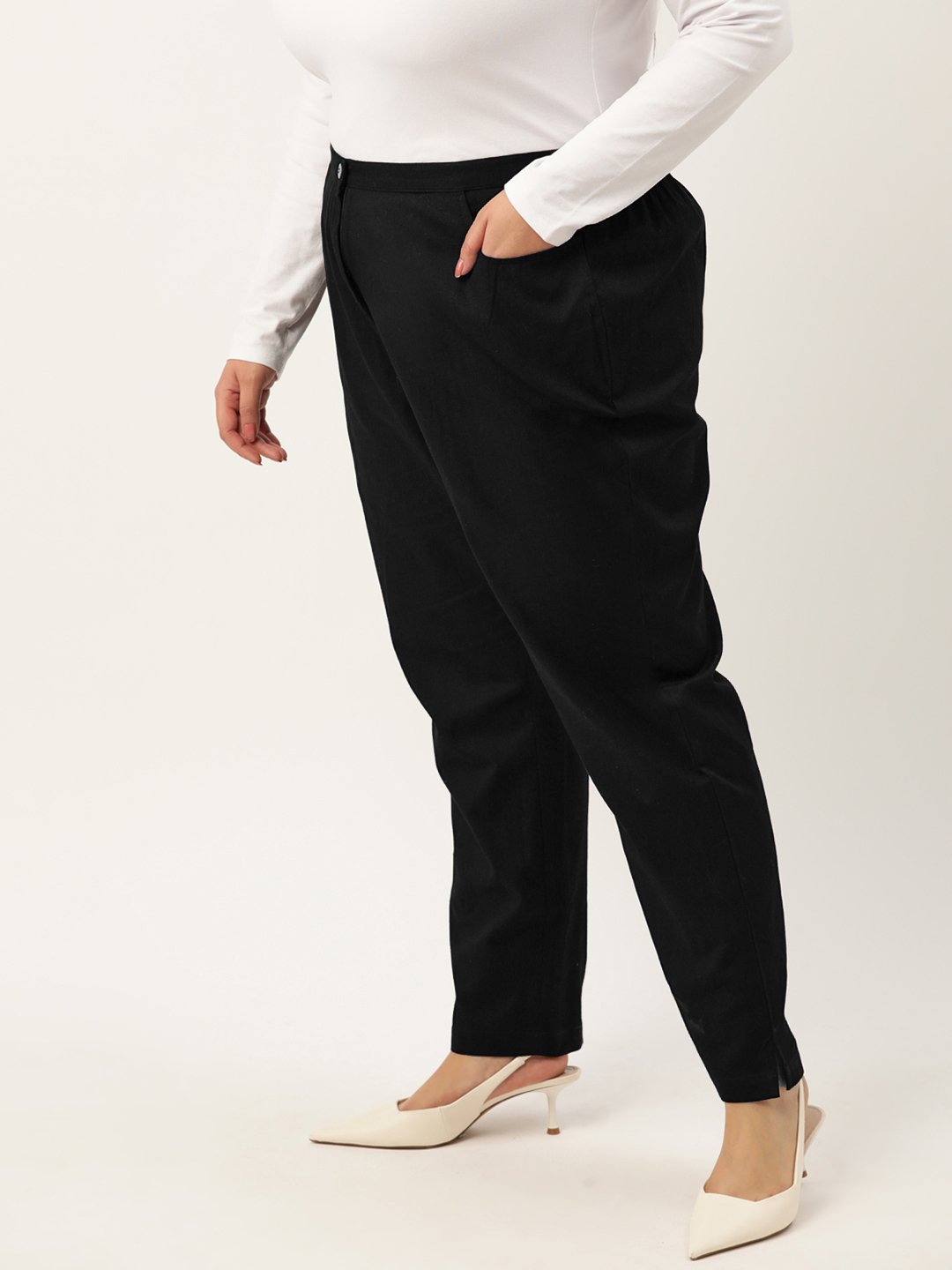 Women's Plus Size Black Solid Color Tapered Trouser Linen Trouser