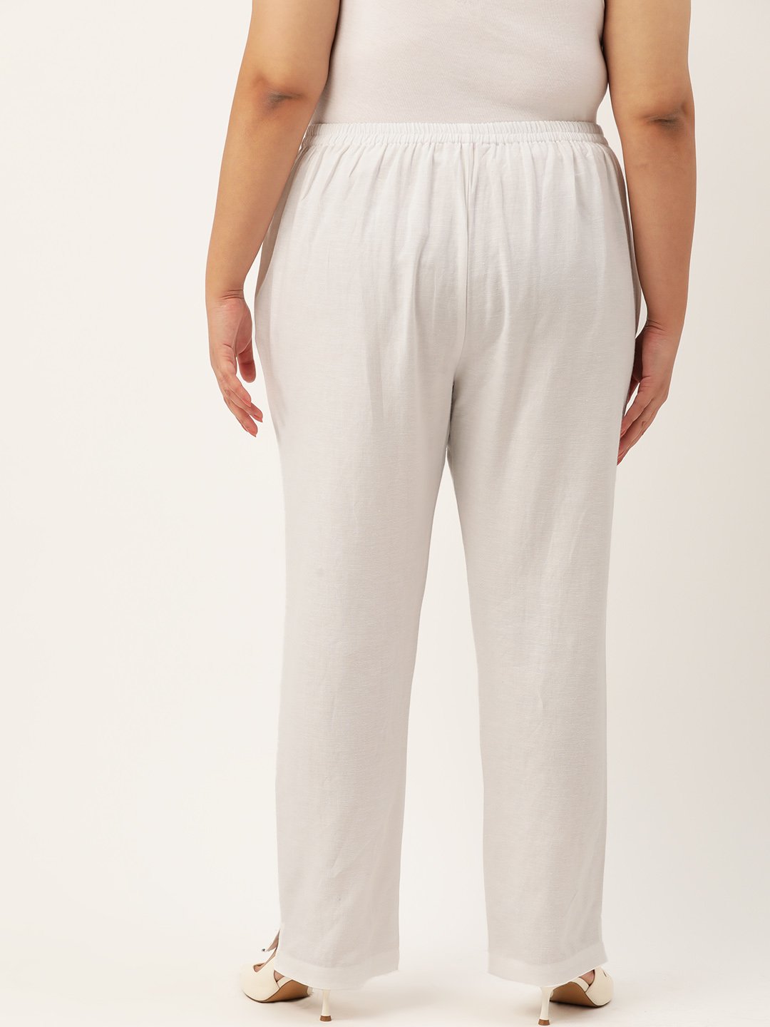 Women's Plus Size White Solid Color Tapered Trouser Linen Trouser
