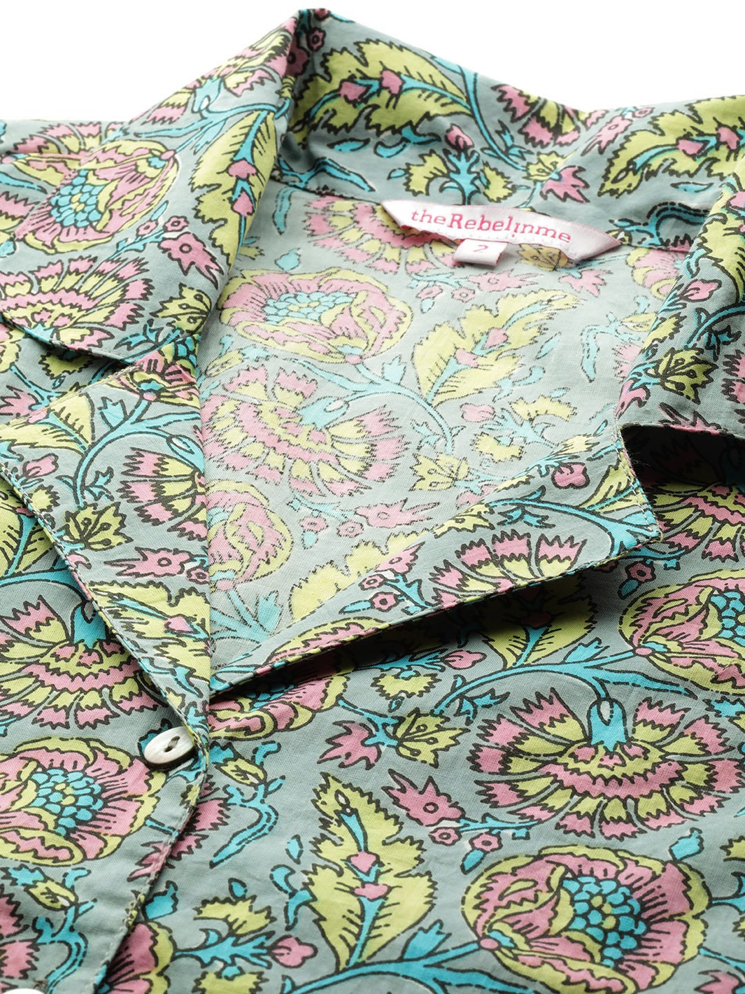 Women's Plus Size Grey Floral Print Sleeveless Casual Shirt