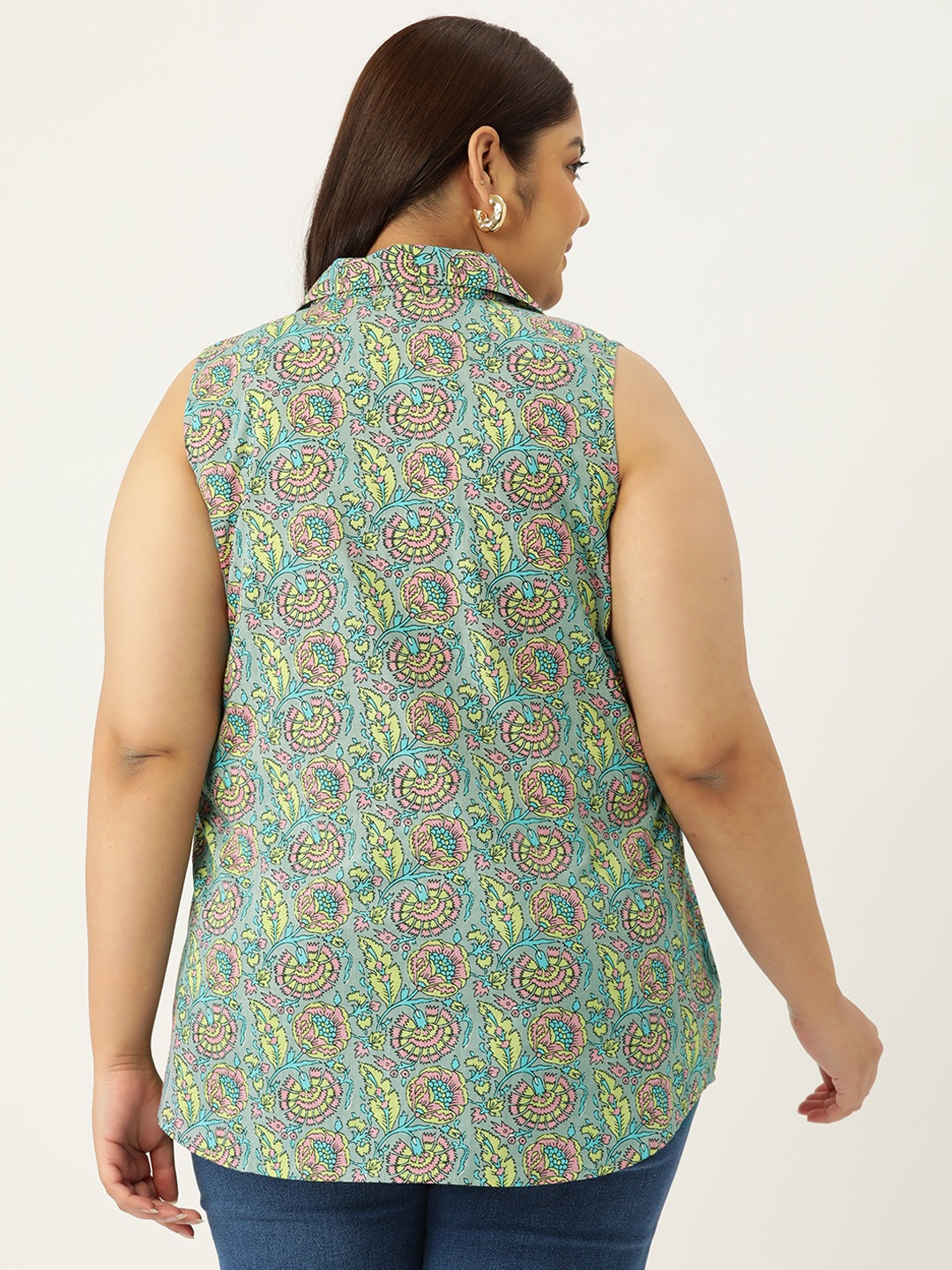 Women's Plus Size Grey Floral Print Sleeveless Casual Shirt