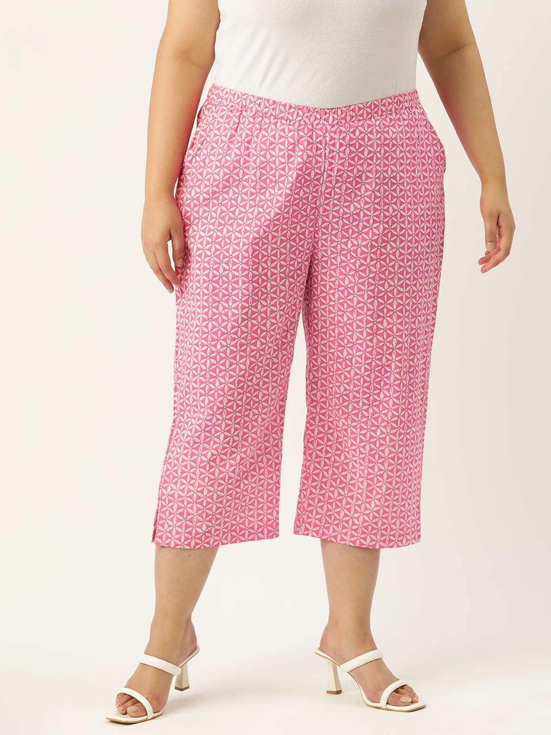 Women's Plus Size Pink Floral Print Cotton Capri