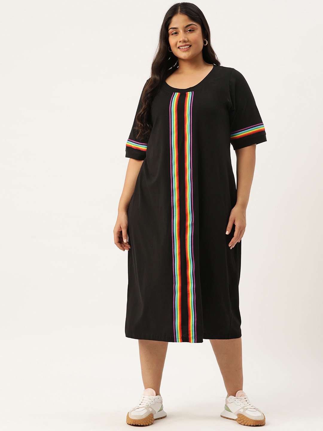 Women's Plus Size Black Solid Color Knitted Dress witn Color Tape