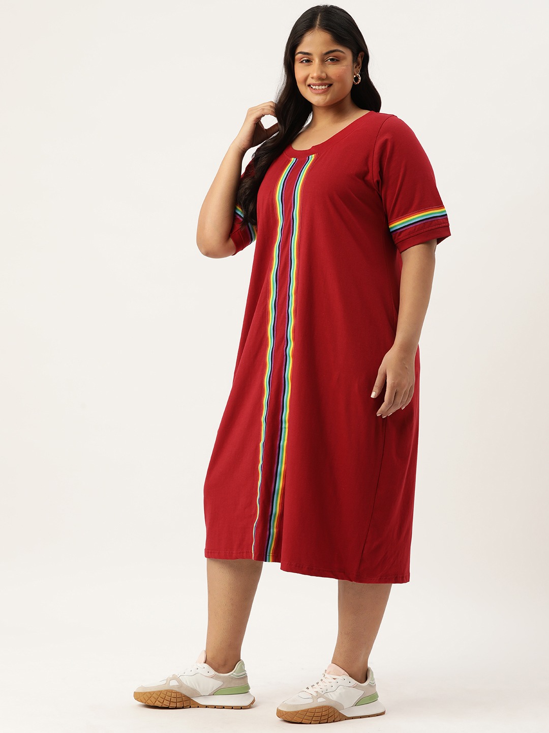 Women's Plus Size Maroon Solid Color Knitted Dress witn Color Tape