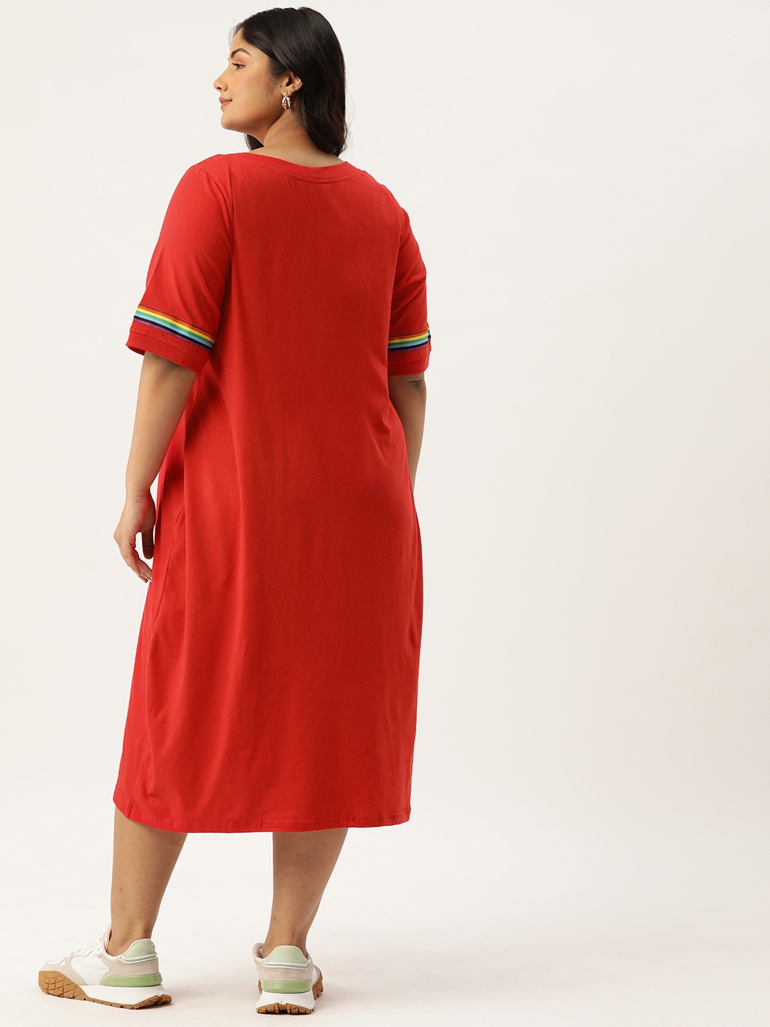 Women's Plus Size Red Solid Color Knitted Dress witn Color Tape