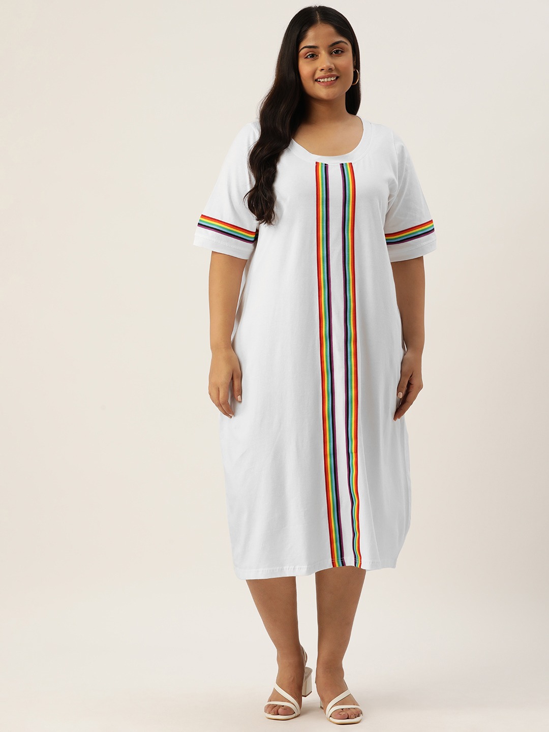 Women's Plus Size White Solid Color Knitted Dress witn Color Tape