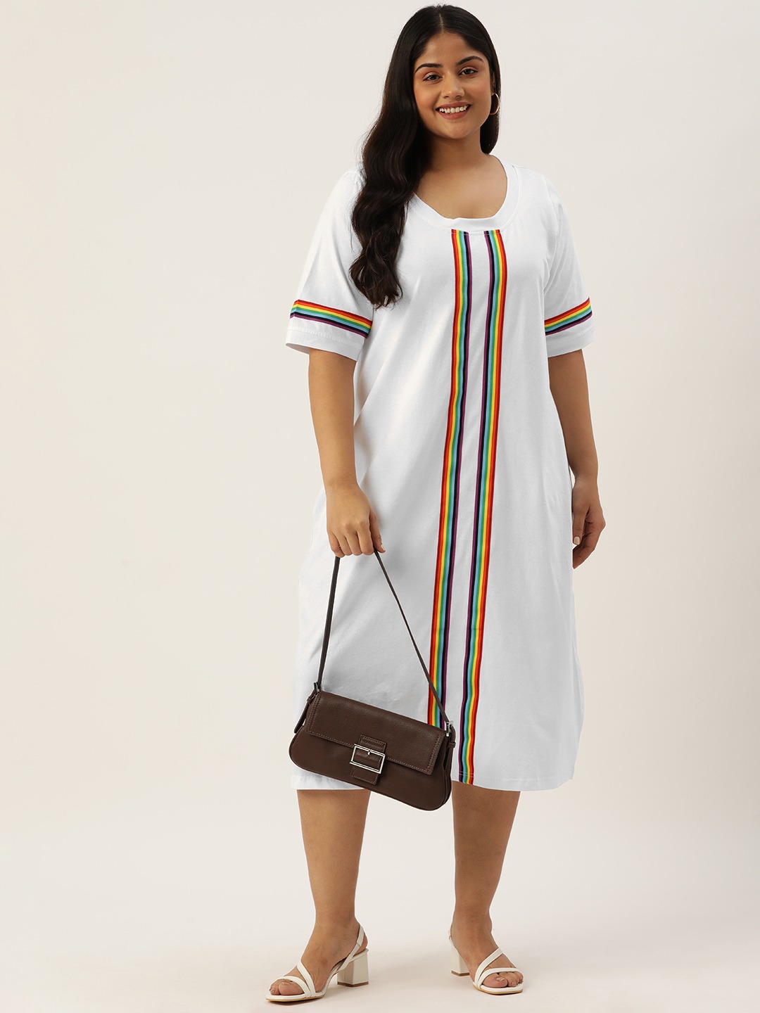 Women's Plus Size White Solid Color Knitted Dress witn Color Tape