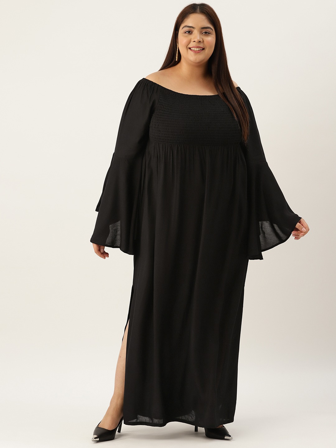 Women's Plus Size Black Solid Color Off-Shoulder Smocked Maxi Dress