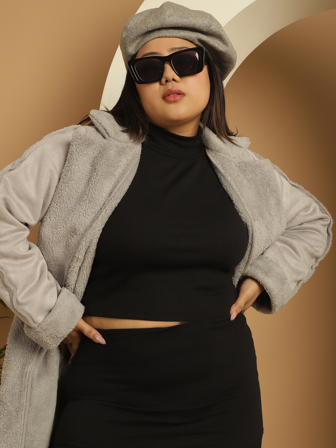 Women's Plus Size Grey Solid Color bonded Fur Longline Jacket