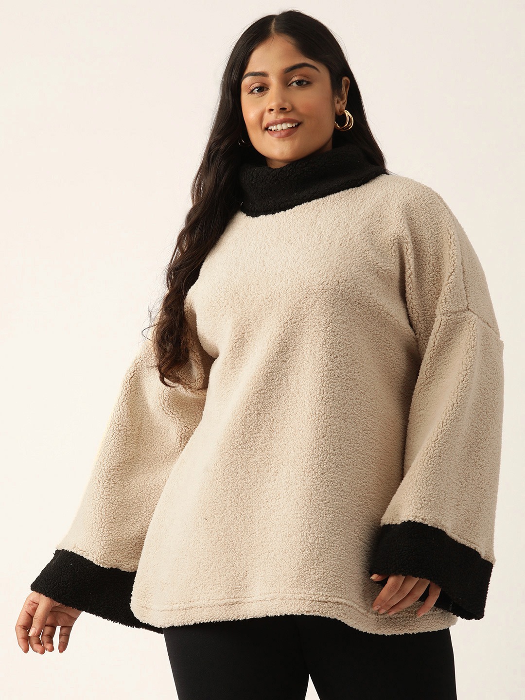 Women's Plus Size Off White Solid Color Teddy Top