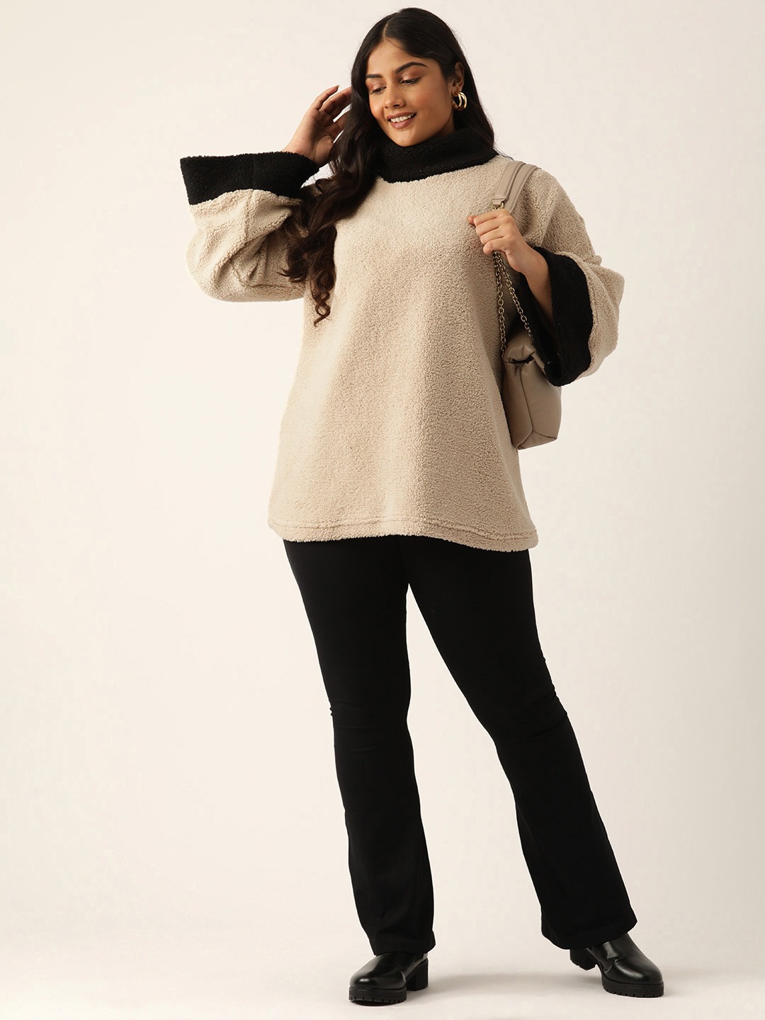 Women's Plus Size Off White Solid Color Teddy Top
