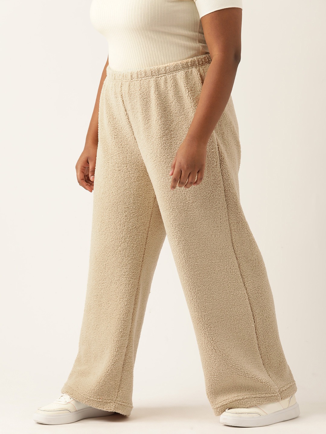 Women's Plus Size Off White Solid Color Teddy Trouser