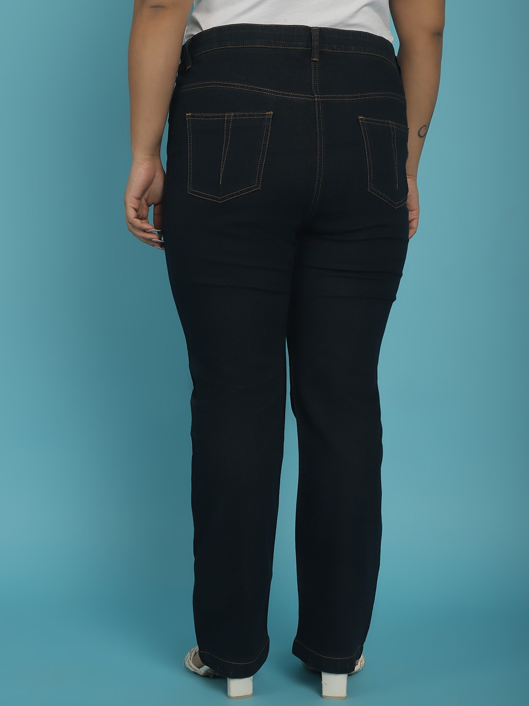 Women's Plus Size Teatint Solid Color Straight Fit Denim Trouser