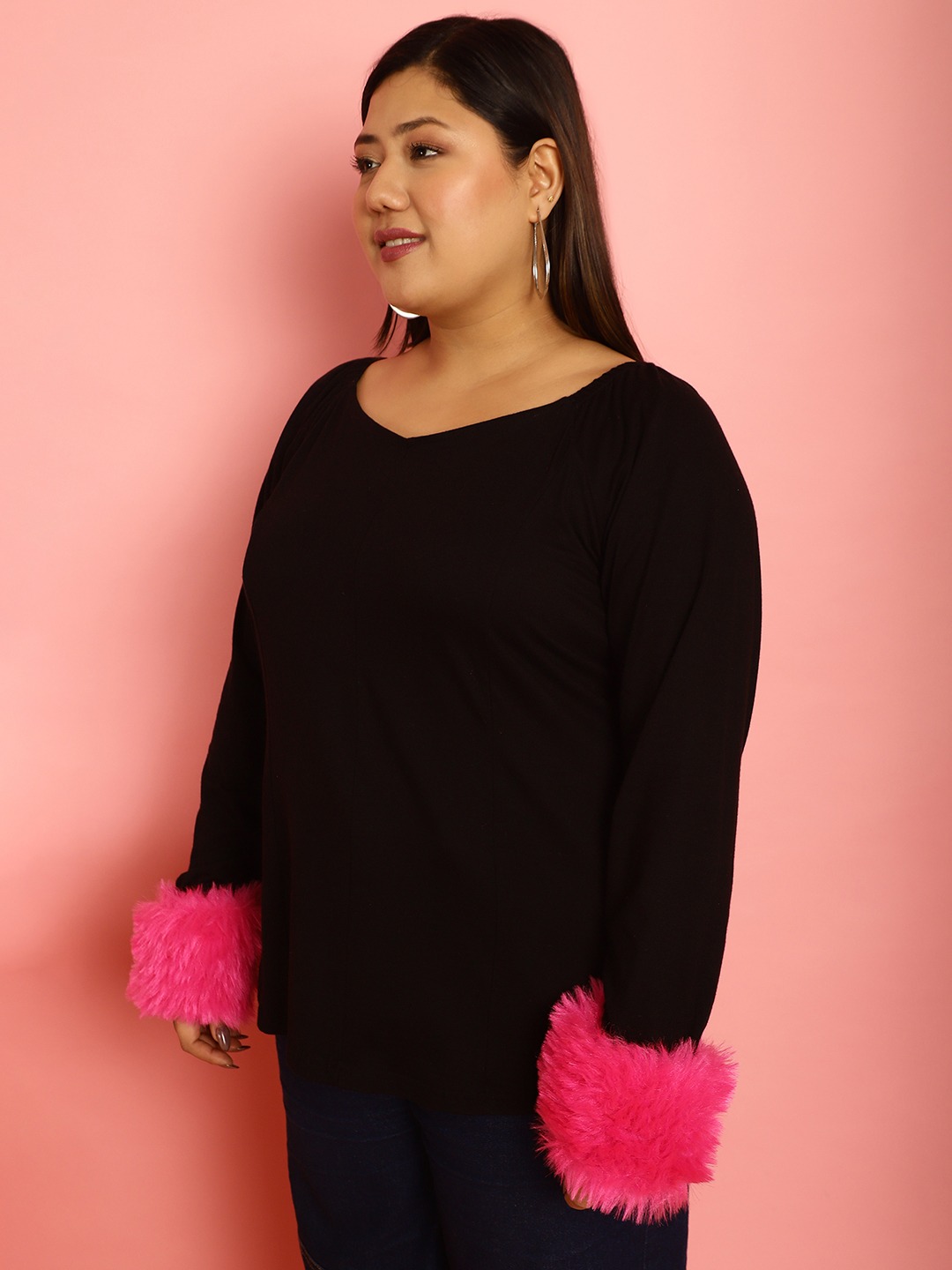 Women's Plus Size Dark Pink Solid Color Viscose Knitted Top with faux fur at cuff
